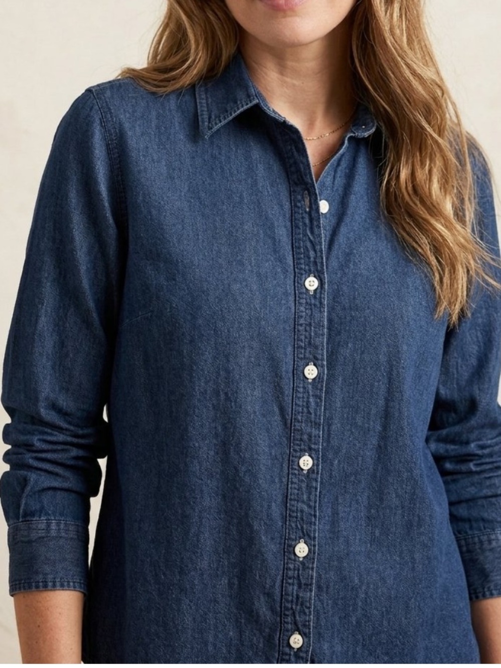Foxcroft Denim Blue Chambray Collared Button Up Top Preppy 12 Americana Classic